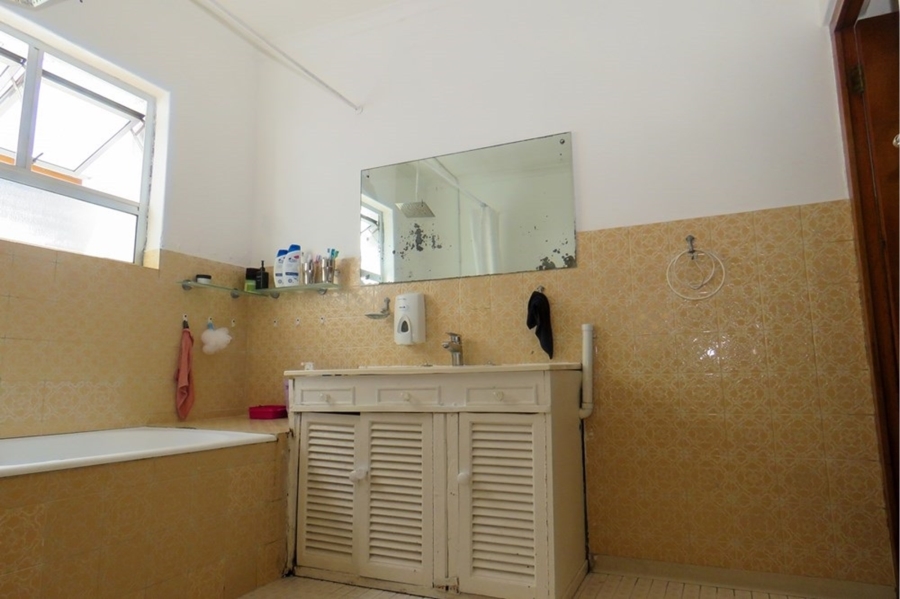 To Let 3 Bedroom Property for Rent in Woodstock Western Cape